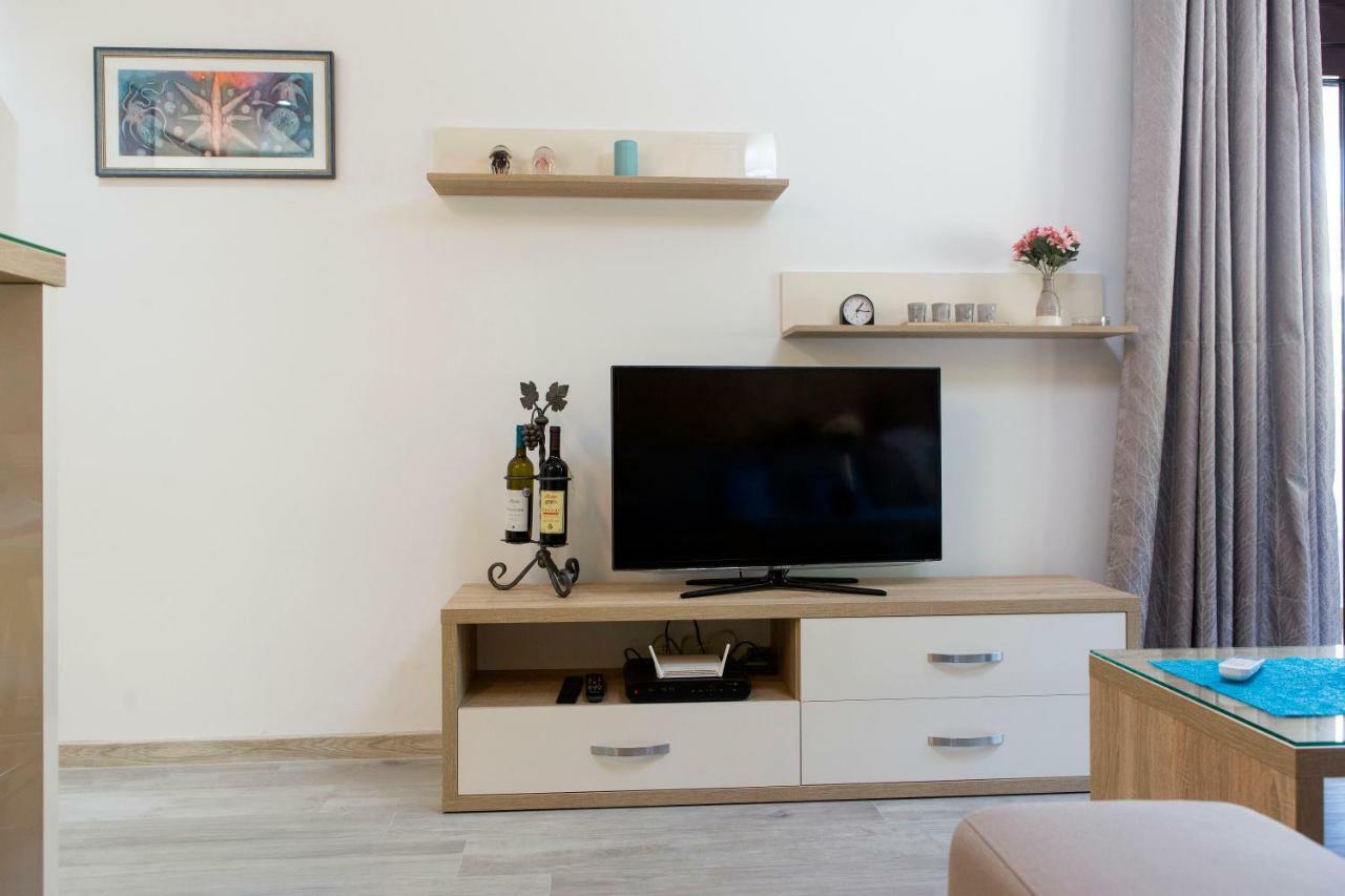 Apartment Medusa Risan Eksteriør billede